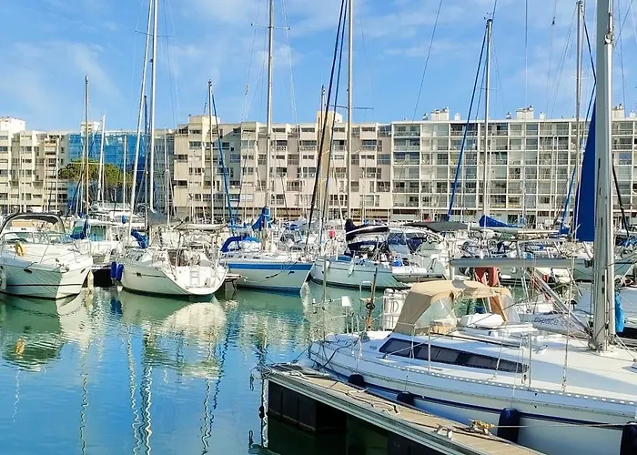 Vue Et Port Apartmán